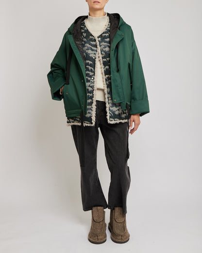 パイングリーンのオーバーサイズフード付きジャケット