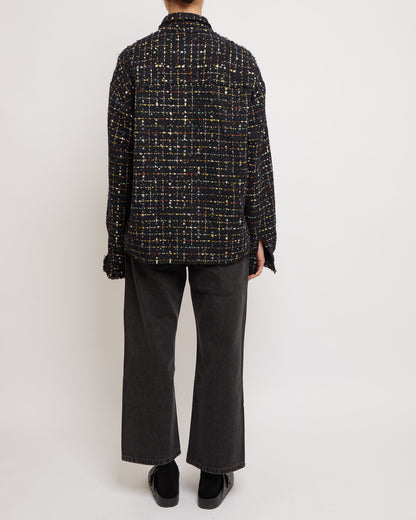 スパークルダークネイビーのオーバーサイズローカットツイードシャツ