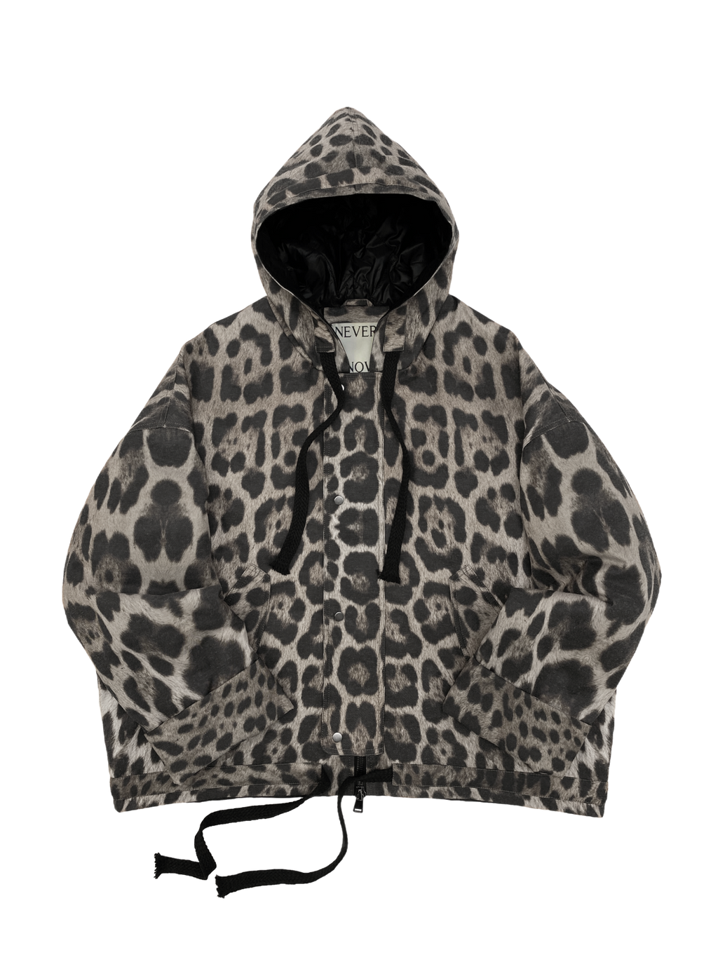Snow leopard printed oversized hooded jacket with quilted lining and insulation.